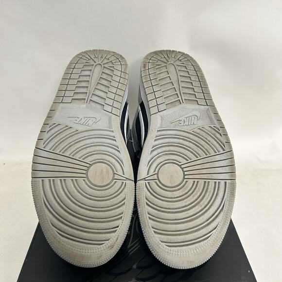 Nike Air Jordan 1 Mid Retro SE “Elephant Toe/Cement Grey” - Picture 7 of 10